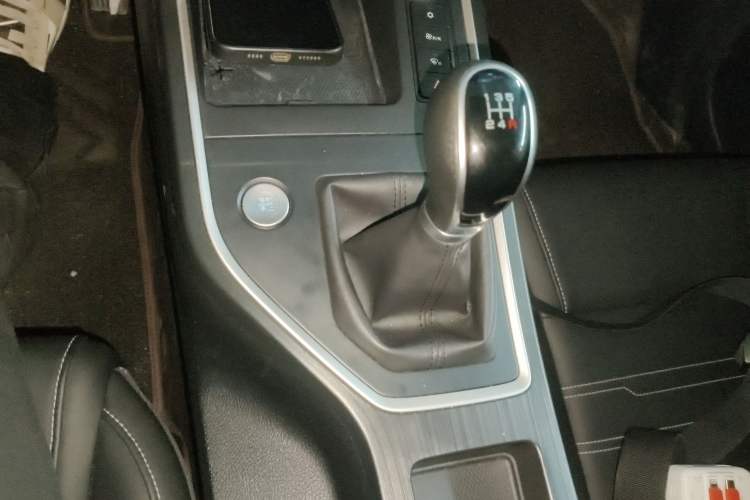 Used BYD Qin 2019 1.5L Manual Luxury Version
