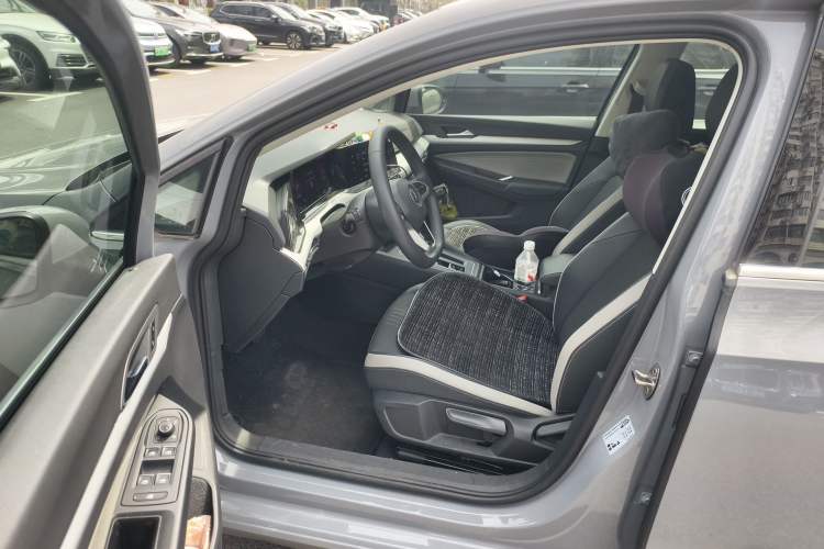 Used Volkswagen Golf 2021 280TSI DSG 30th Anniversary Edition
