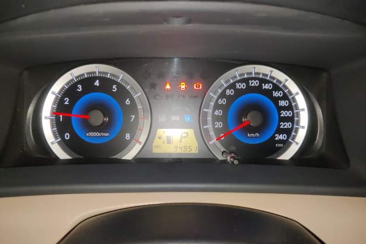 Used Toyota Corolla EX 2013 1.6L Automatic Luxury Edition