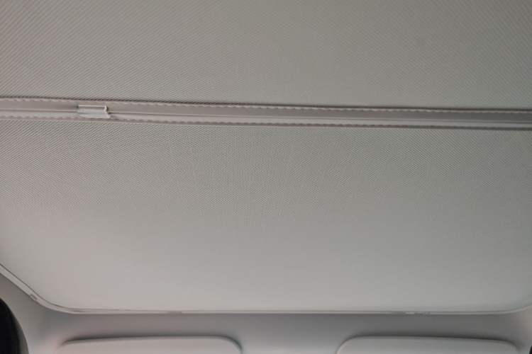 Used Tesla Model Y 2024 Long-Range All-Wheel-Drive Version