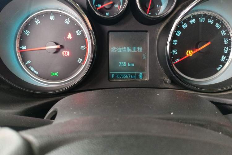 Used Buick Regal 2015 1.6T Fashion Tech Model
