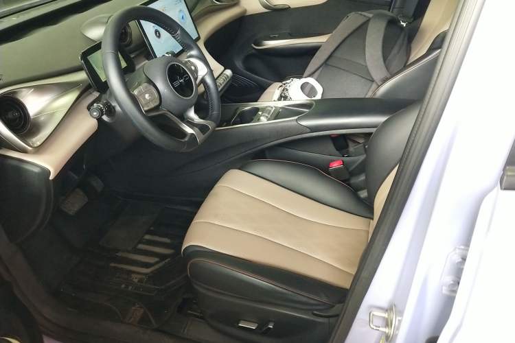 Used BYD Dolphin 2023 420 km Free Version
