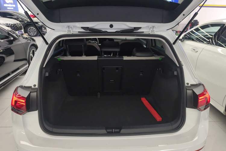 Used Volkswagen Golf 2021 280TSI DSG Pro Trunk