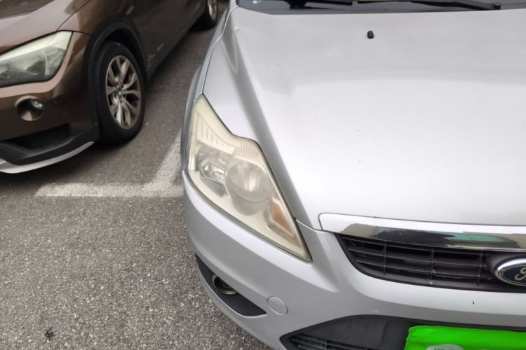 Used Ford Focus 2011 Sedan 1.8L Manual Comfort Model