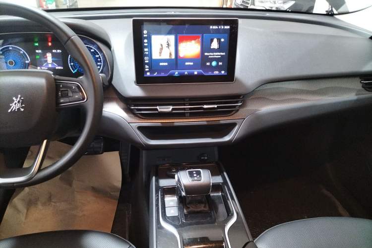 Used Hongqi E-QM5 2023 Revised Version Basic Travel Edition