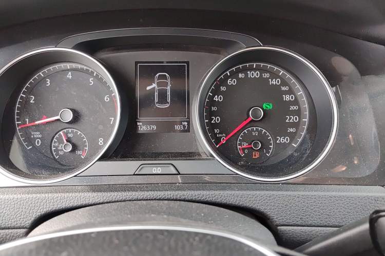 Used Volkswagen Golf 2018 230TSI Automatic Luxury Version Odometer Close Up