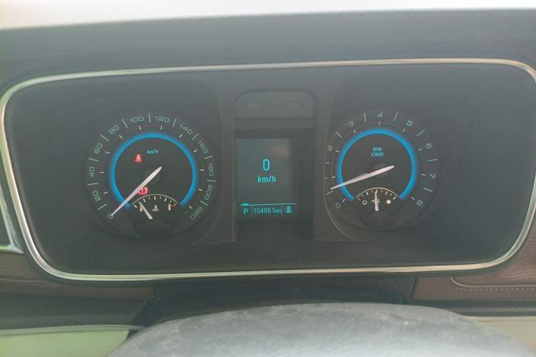 Used Buick GL8 2014 3.0L GT Luxury Business Haoya Edition