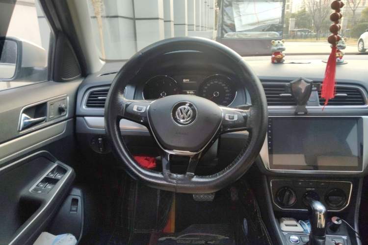 Used Volkswagen Lavida 2017 1.6L Automatic Comfort Edition