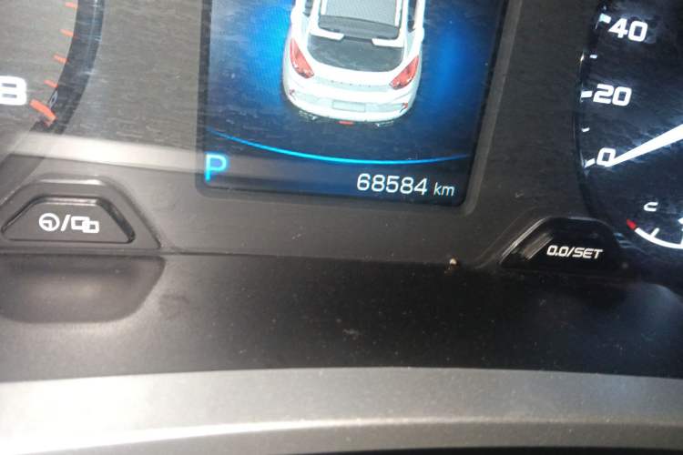 Used Geely Auto Emgrand GS 2019 1.4T CVT Active Odometer Close Up