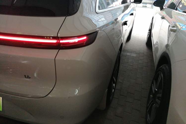 Used Li Auto L6 2025 Max Smart Refresh Edition
