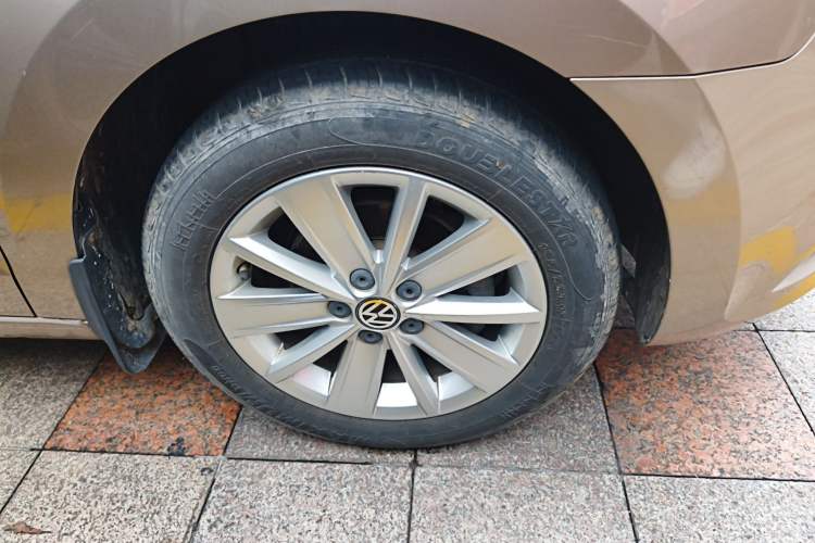 Used Volkswagen Jetta 2015 Value Edition 1.6L Automatic Comfort Version
