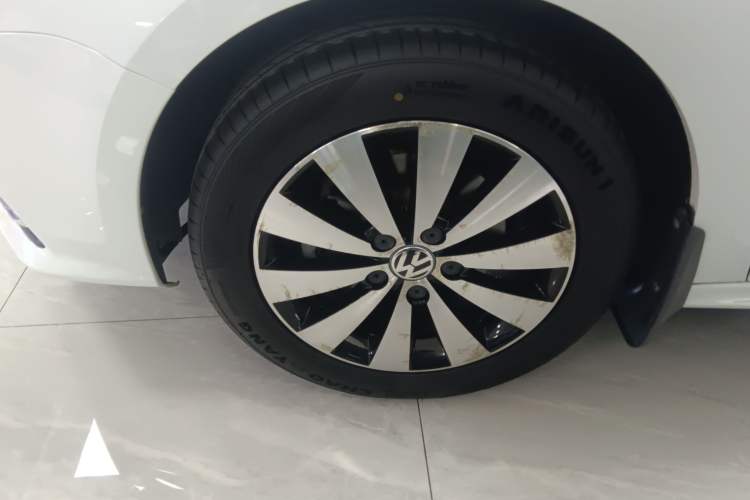 Used Volkswagen Sagitar 2018 1.6L Manual Comfort Model