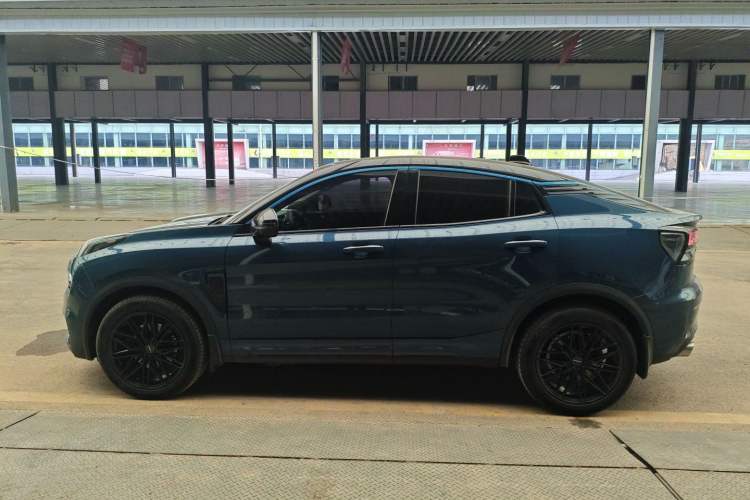 Used Lynk & Co 05 2020 2.0TD Two-Wheel Drive Shine Halo