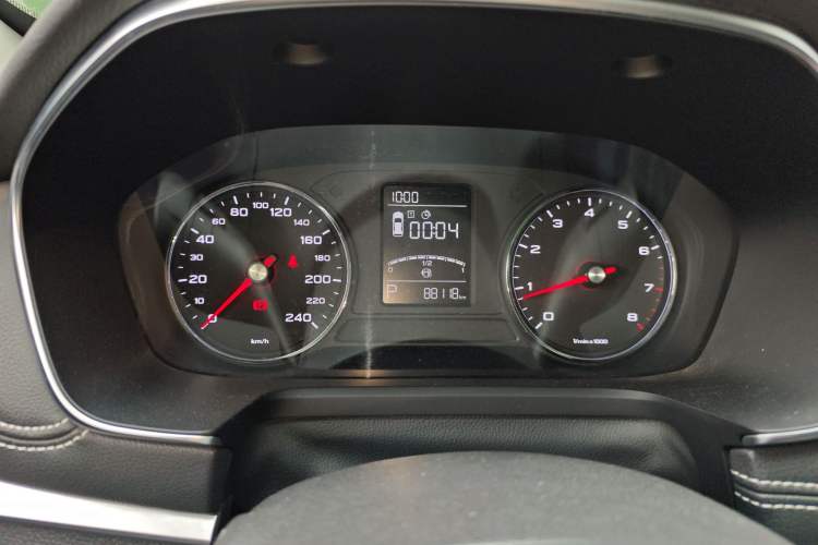 Used Roewe RX5 2019 20T Two-Wheel Drive Automatic 4G Connected Platinum Edition
