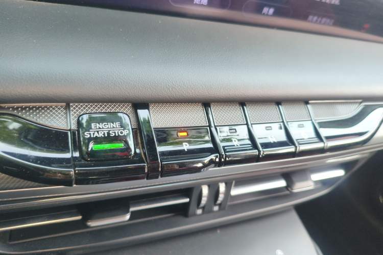 Used Lincoln Z 2022 Facelift iEnjoy Luxury Edition
