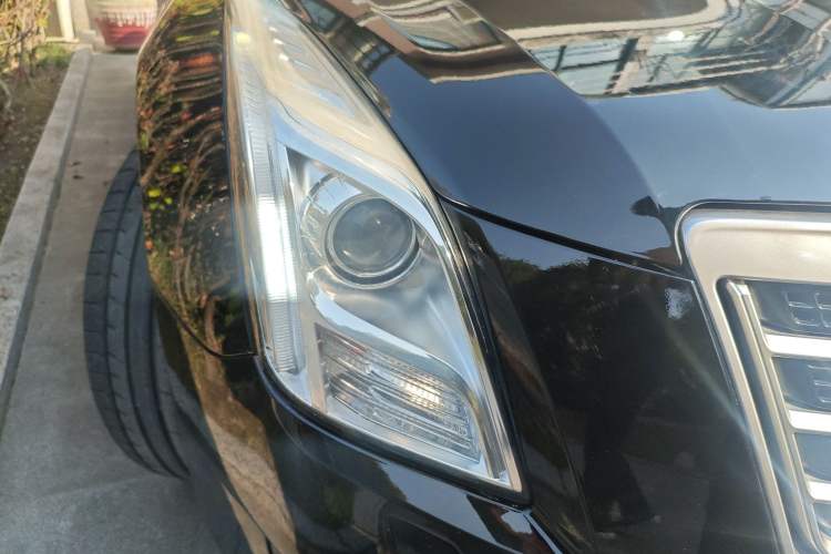 Used Cadillac XTS 2015 28T Comfort Model