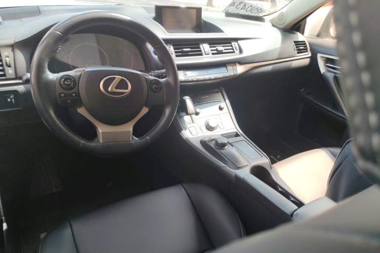 Used Lexus CT 2014 CT200h Comfort Edition Monochrome

