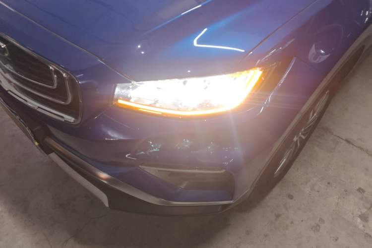Used Geely Auto Emgrand X7 Sport 2020 1.5TD Automatic Smart Connect PRO Left Front Headlight