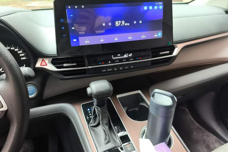 Used Toyota Sienna 2023 2.5L Hybrid Comfort Edition