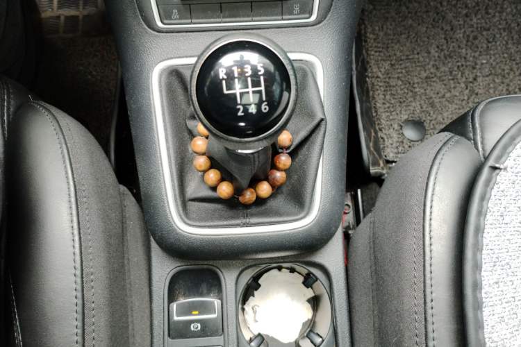 Used Volkswagen Tiguan 2015 1.8TSI Manual Two-Wheel-Drive Limited Edition
