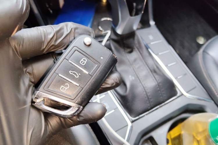 Used Volkswagen Passat 2021 280TSI Business Edition Vehicle Key