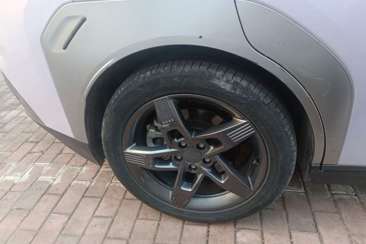 Used AION Y 2022 Plus 70 Tech Edition