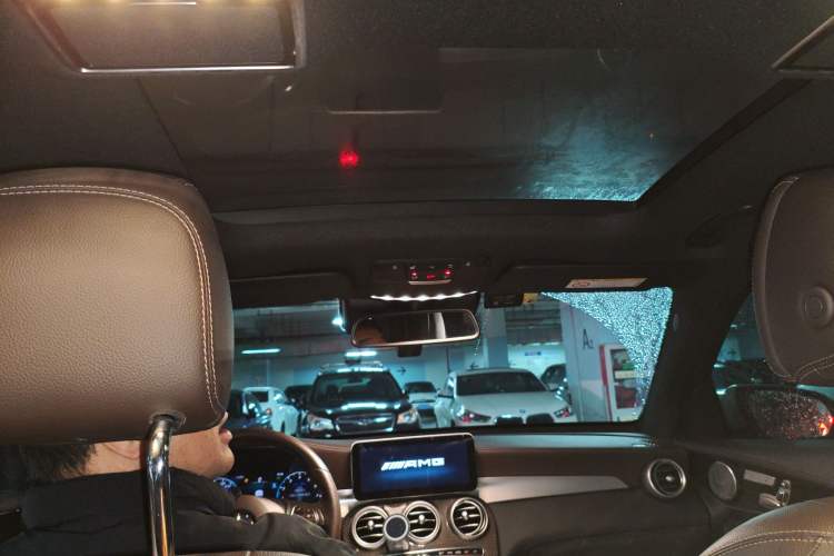 Used Mercedes-Benz GLC 2019 GLC 260 4MATIC Luxury Model
