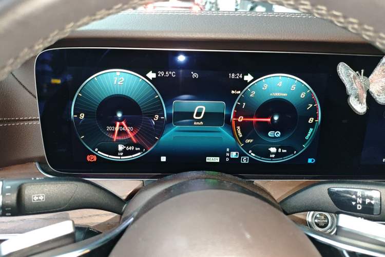 Used Mercedes-Benz E-Class New Energy 2022 Restyled E 350 e L Plug-in Hybrid Sedan
