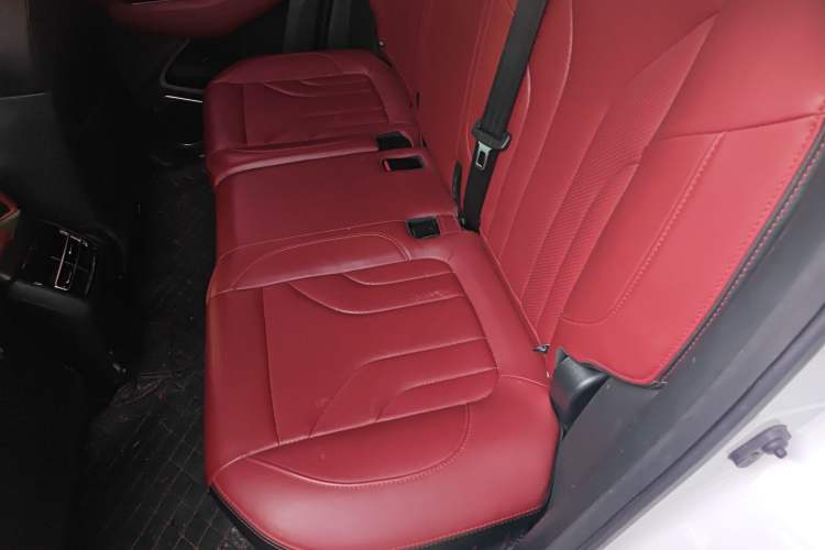 Used CHANGAN CS85 COUPE 2019 2.0T Automatic Luxury Edition China VI Standard
