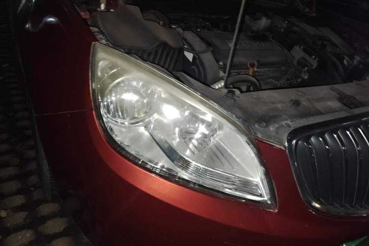 Used Buick GT 2013 GT 1.6L Automatic Fashion Edition Right Front Headlight