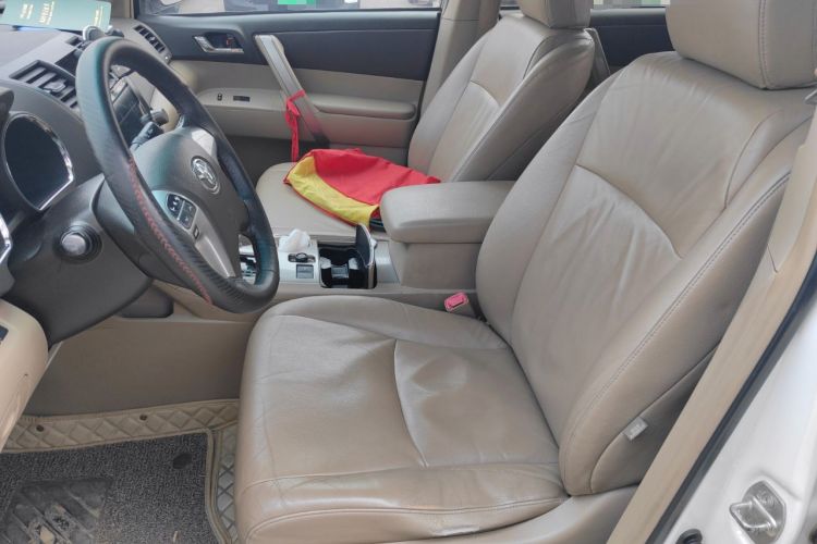 Used Toyota Highlander 2012 2.7L Two-Wheel Drive 5-Seater Sport Edition
