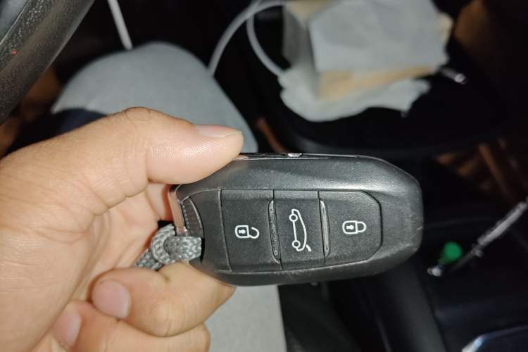 Used Citroen C4 Picasso 2015 Grand 1.6T Luxury 7-Seater
