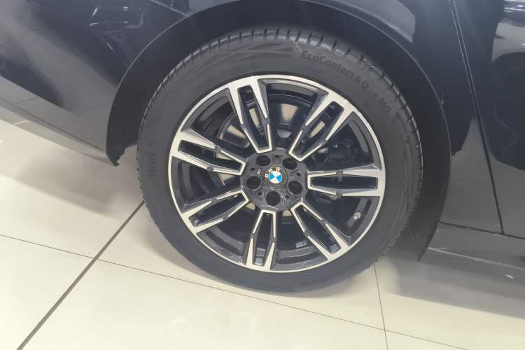 Used BMW 5 Series 2024 530Li Leading Model M Sport Package
