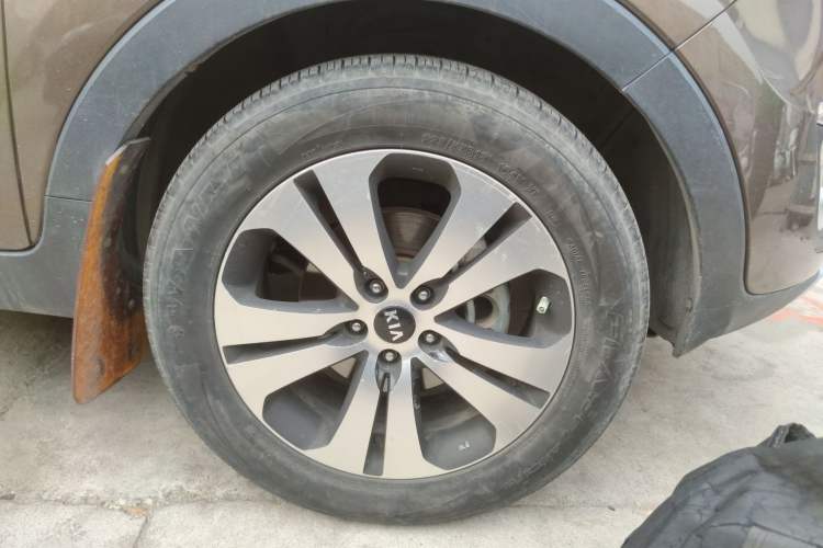 Used Kia Sportage R 2012 2.0L Automatic Two-Wheel Drive NAVI
