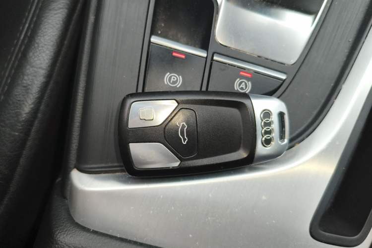 Used Audi A4L 2018 30th Anniversary Edition 40 TFSI Fashion Model