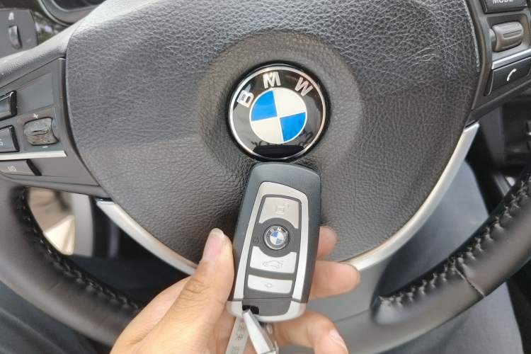 Used BMW 5 Series 2011 523Li Luxury Model Vehicle Key