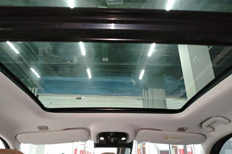 Used Chery Tiggo 8 L 2024 2.0T Two-Wheel Drive Prestige Version 5 Seats