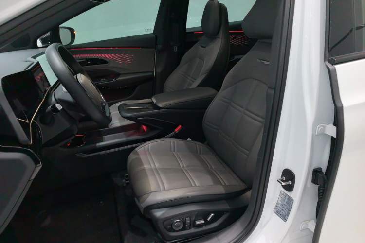 Used Hongqi EH7 2024 690 Pro