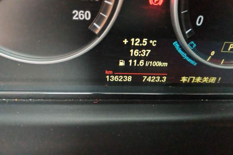 Used BMW 5 Series 2014 525Li Luxury Design Package