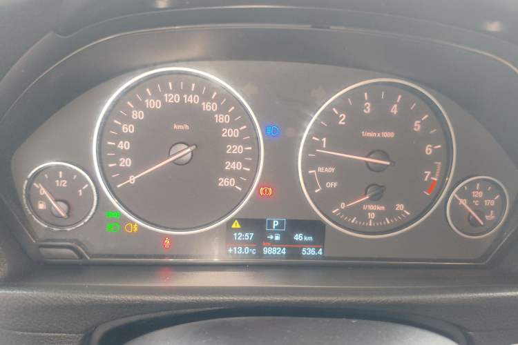 Used BMW 3 Series 2015 320i Luxury Line Stylish Edition