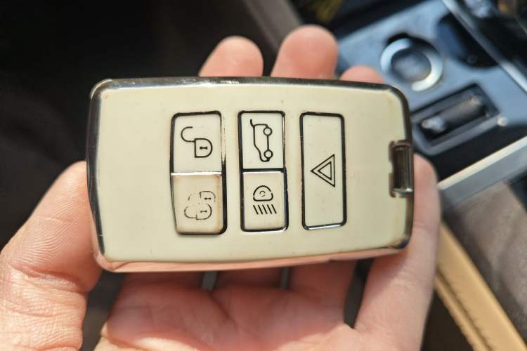 Used Jaguar XFL 2024 2.0T P250 Two-Wheel Drive Prestige Luxury Edition