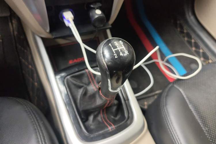 Used CHANGAN Eado 2014 1.6L Manual Luxury Model Gear Lever