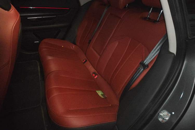 Used XPeng P7 2020 562N Performance Edition Left Rear Seat
