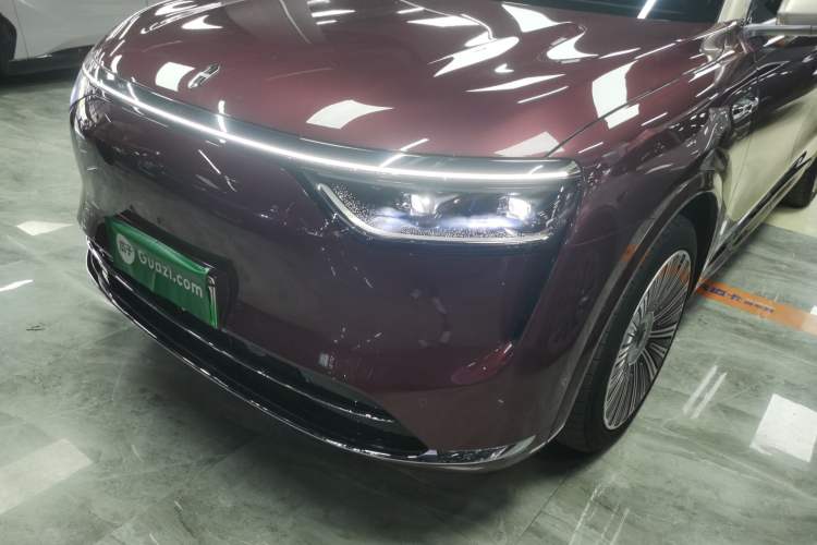 Used Hima AITO M8 2025 Extended-Range Max+ Version 53.4 kWh 5-Seater Edition
