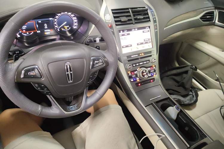 Used Lincoln MKZ 2017 2.0T Luxury Edition