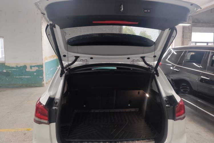 Used BMW X1 2020 sDrive25Li Leading Model
