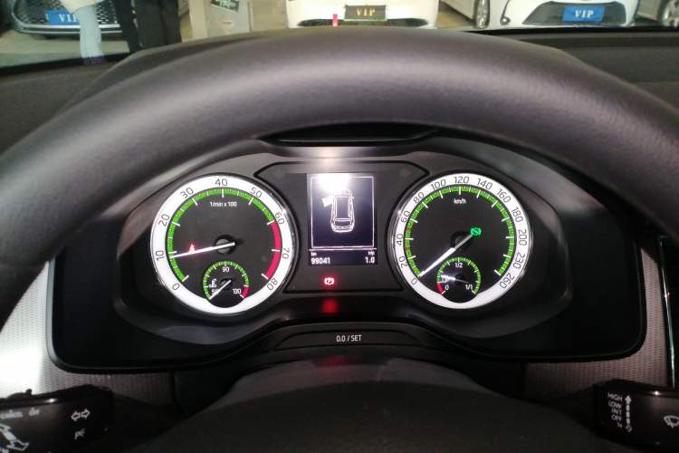 Used Skoda Kodiaq 2018 Facelifted TSI330 5-Seater Two-Wheel-Drive Comfort Edition
