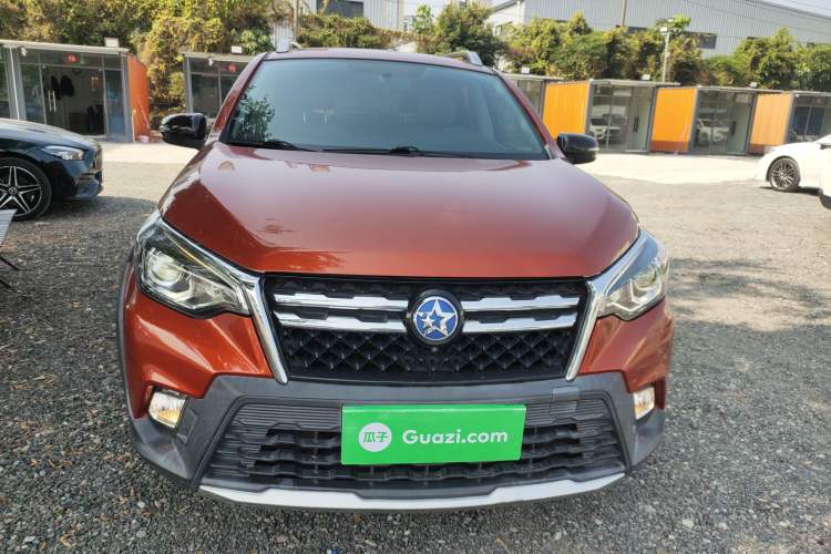 Used Venucia T70 2018 2.0L CVT Smart Enjoyment Sport Edition
