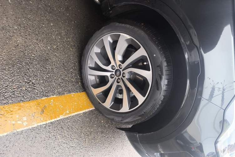 Used Land Rover Discovery Sport 2020 249 PS R-Dynamic Performance Edition