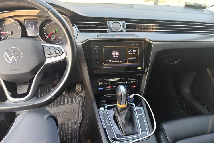 Used Volkswagen Magotan 2020 330TSI DSG Leading Model
